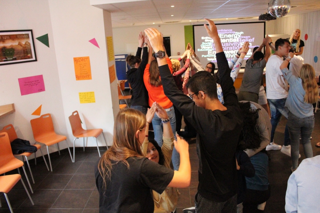 Village Camps International Summer Camp LTC, Leysin 2024-07-22 https://www.villagecamps.com/journals_admin/images/1858-4606-IMG_4591.jpg