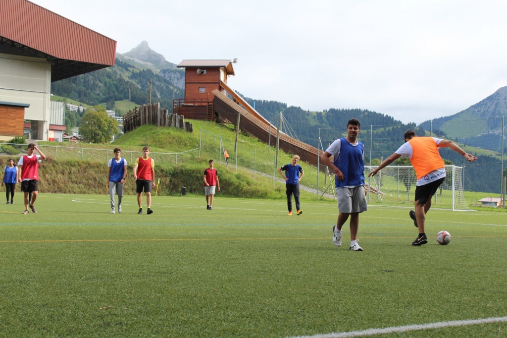 Village Camps International Summer Camp LTC, Leysin 2024-07-22 https://www.villagecamps.com/journals_admin/images/1860-0671-IMG_5298.jpg