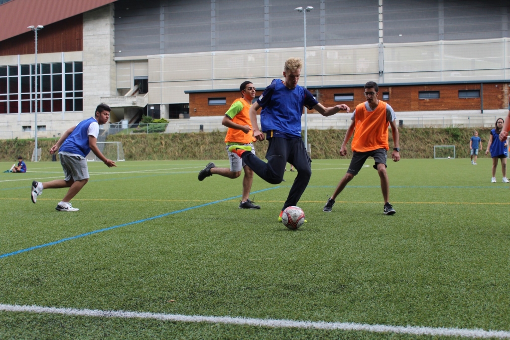 Village Camps International Summer Camp LTC, Leysin 2024-07-22 https://www.villagecamps.com/journals_admin/images/1860-0784-IMG_5343.jpg