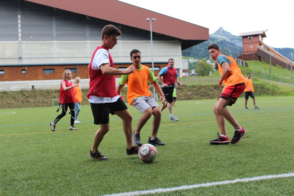 Village Camps International Summer Camp LTC, Leysin 2024-07-22 https://www.villagecamps.com/journals_admin/images/1860-0853-IMG_5367.jpg