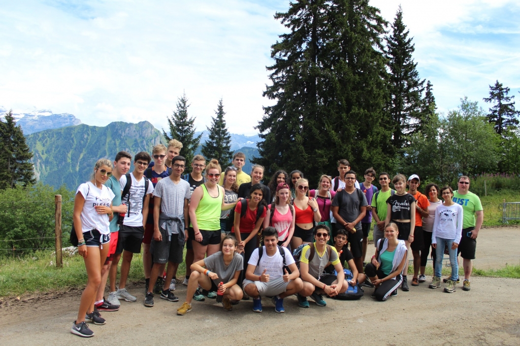 Village Camps International Summer Camp LTC, Leysin 2024-07-22 https://www.villagecamps.com/journals_admin/images/1860-1201-IMG_5502.jpg