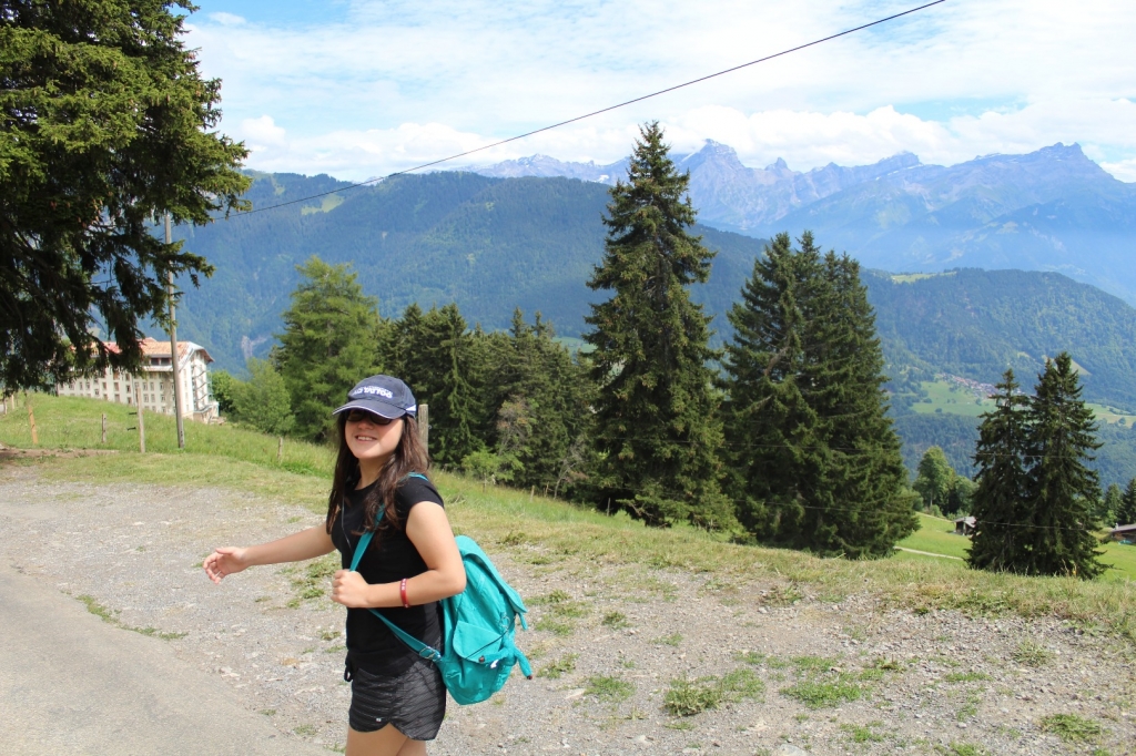Village Camps International Summer Camp LTC, Leysin 2024-07-22 https://www.villagecamps.com/journals_admin/images/1860-1263-IMG_5527.jpg