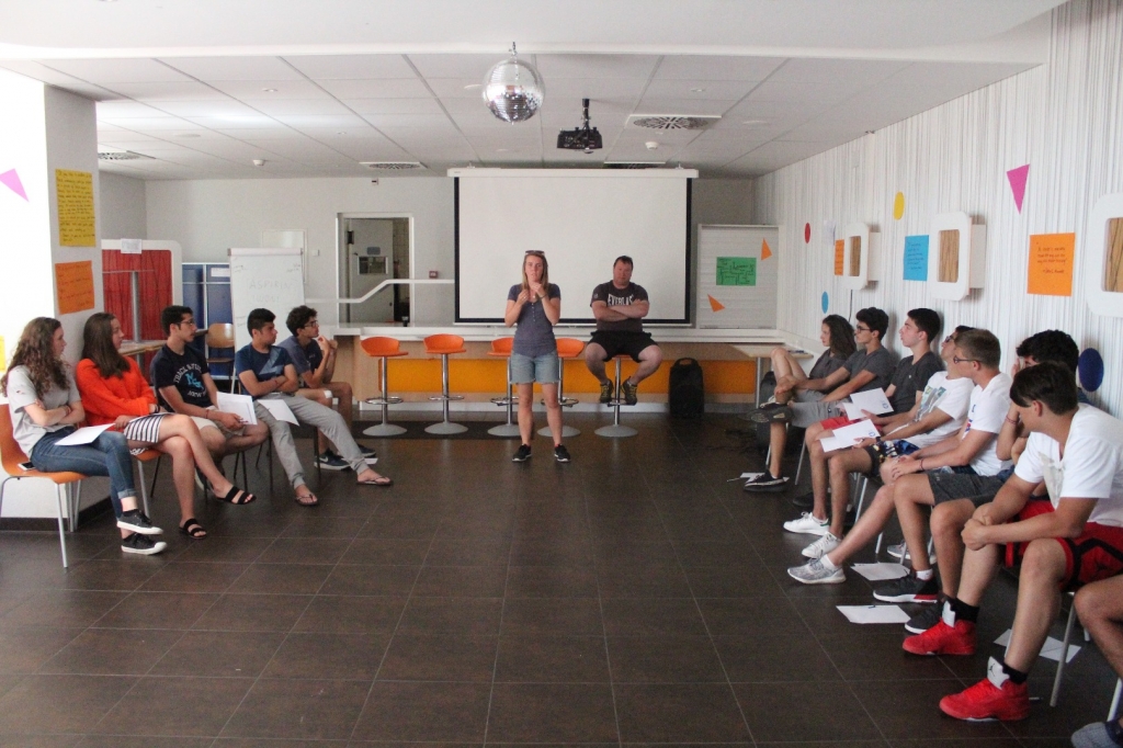 Village Camps International Summer Camp LTC, Leysin 2024-07-22 https://www.villagecamps.com/journals_admin/images/1861-2631-IMG_5565.jpg