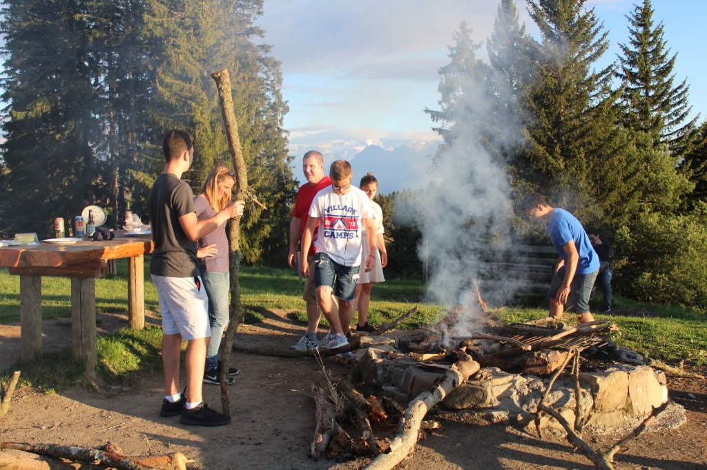 Village Camps International Summer Camp LTC, Leysin 2024-07-22 https://www.villagecamps.com/journals_admin/images/1861-8265-IMG_5639.jpg