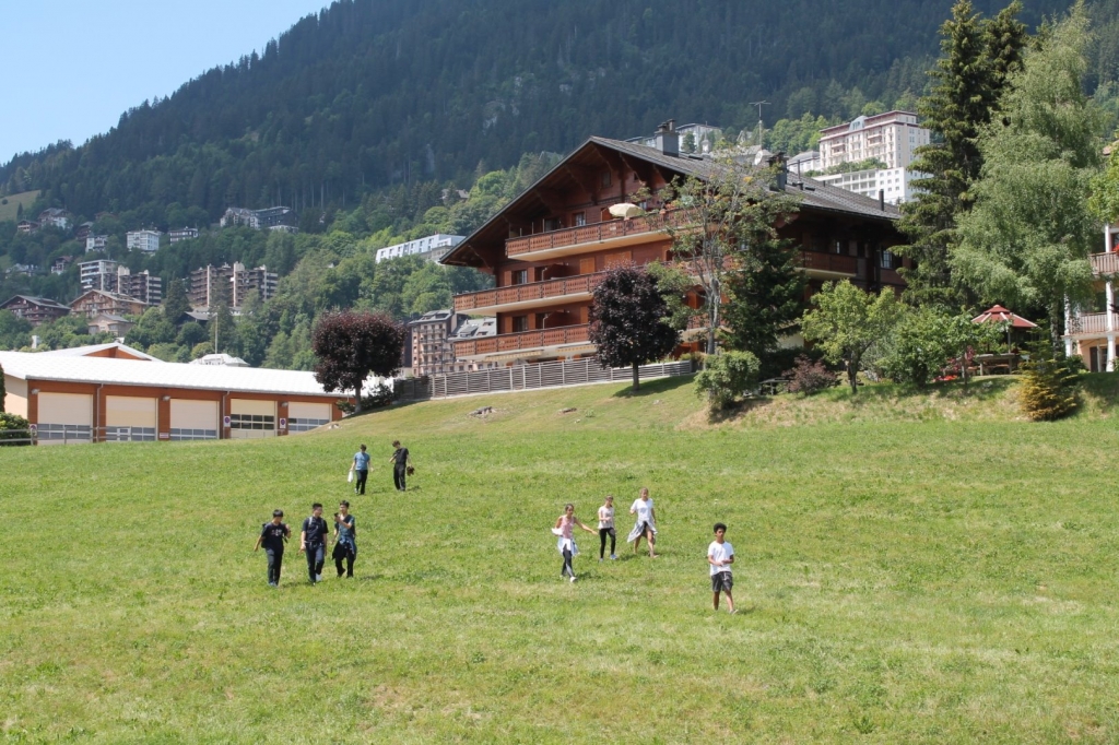 Village Camps International Summer Camp LTC, Leysin 2024-07-22 https://www.villagecamps.com/journals_admin/images/2142-5067-IMG_1077.jpg