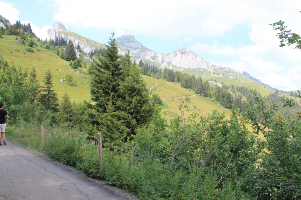 Village Camps International Summer Camp LTC, Leysin 2024-07-22 https://www.villagecamps.com/journals_admin/images/2148-7092-IMG_2611.jpg