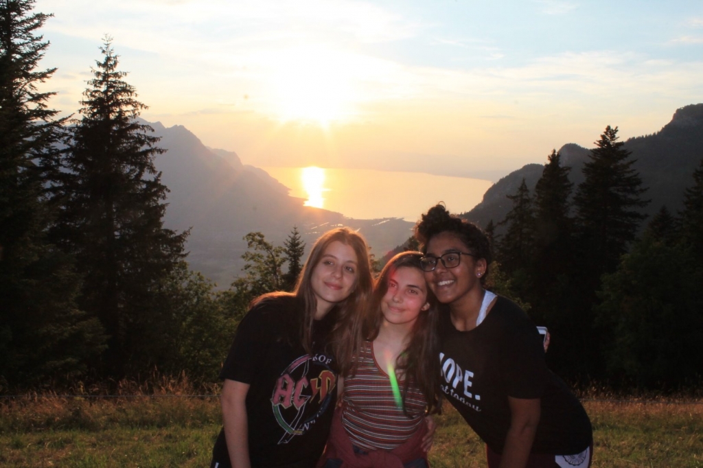 Village Camps International Summer Camp LTC, Leysin 2024-07-22 https://www.villagecamps.com/journals_admin/images/2152-2940-IMG_3924.jpg