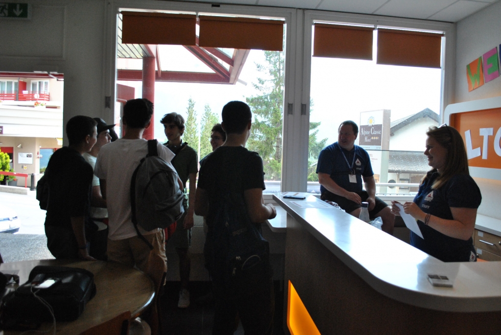 Village Camps International Summer Camp LTC, Leysin 2024-07-22 https://www.villagecamps.com/journals_admin/images/2282-4518-DSC_0388.jpg