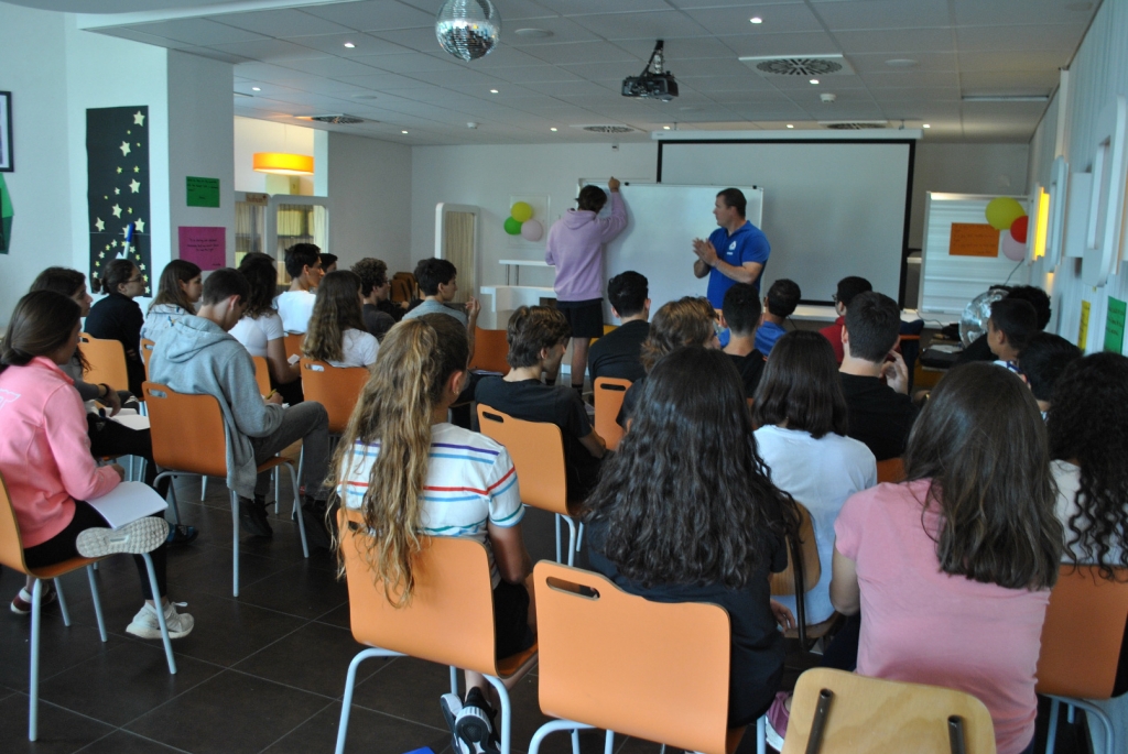 Village Camps International Summer Camp LTC, Leysin 2024-07-22 https://www.villagecamps.com/journals_admin/images/2283-0167-DSC_0484.jpg