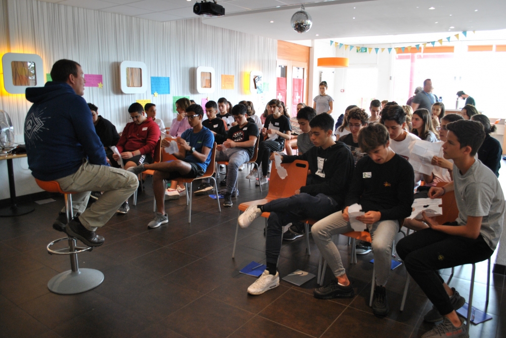 Village Camps International Summer Camp LTC, Leysin 2024-07-22 https://www.villagecamps.com/journals_admin/images/2283-0199-DSC_0563.jpg