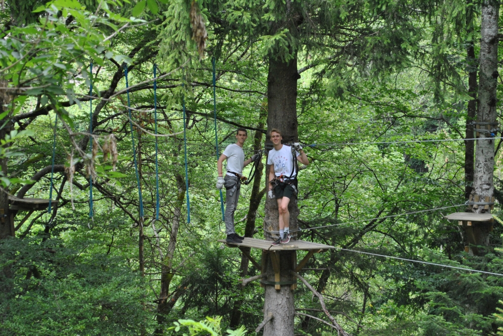 Village Camps International Summer Camp LTC, Leysin 2024-07-22 https://www.villagecamps.com/journals_admin/images/2283-0308-DSC_0627.jpg