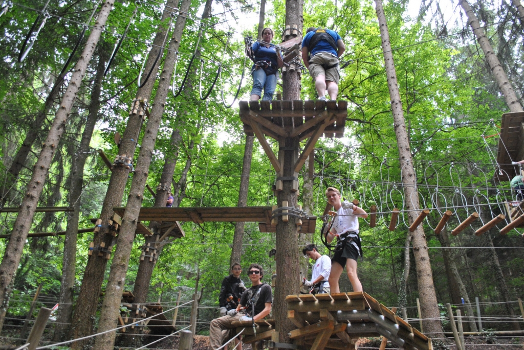 Village Camps International Summer Camp LTC, Leysin 2024-07-22 https://www.villagecamps.com/journals_admin/images/2283-0319-DSC_0606.jpg