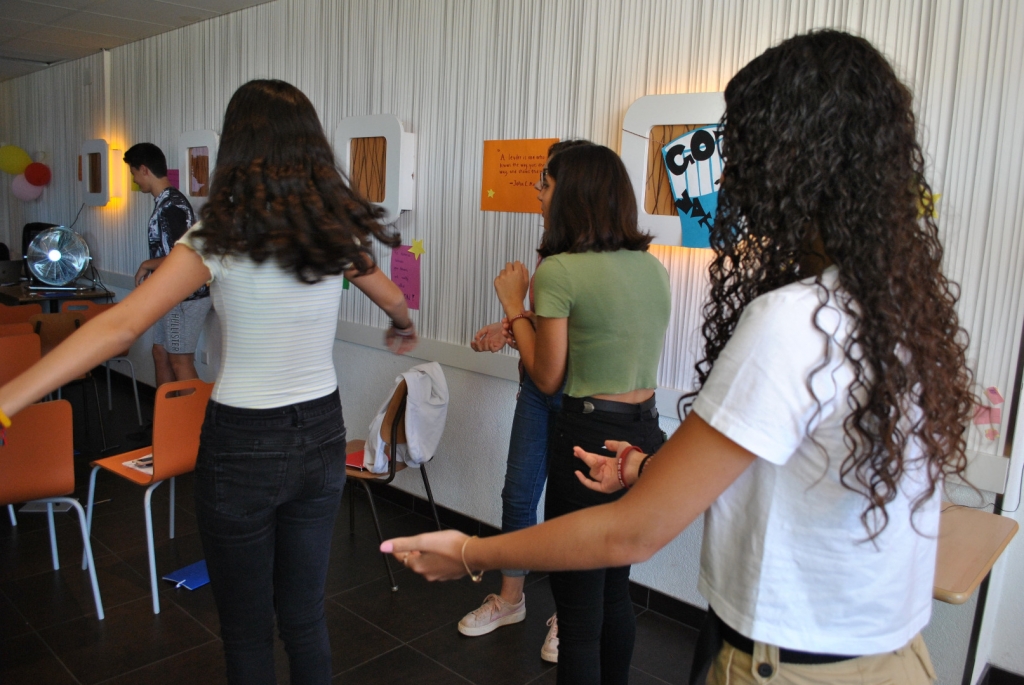 Village Camps International Summer Camp LTC, Leysin 2024-07-22 https://www.villagecamps.com/journals_admin/images/2284-5821-DSC_0745.jpg