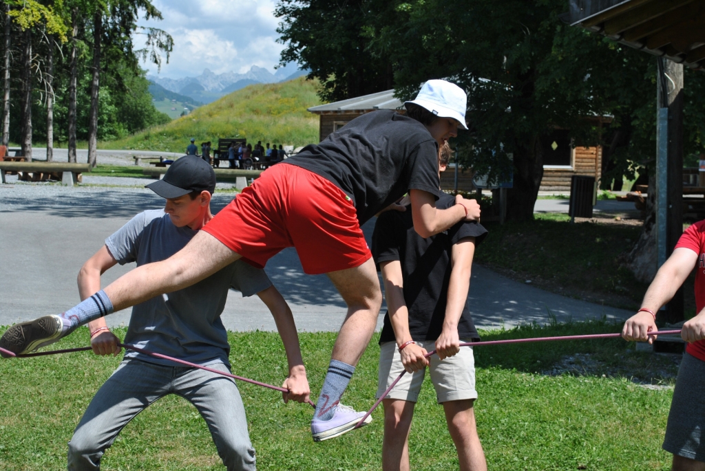 Village Camps International Summer Camp LTC, Leysin 2024-07-22 https://www.villagecamps.com/journals_admin/images/2285-1399-DSC_0892.jpg