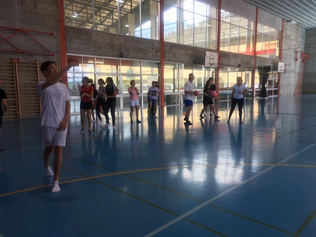 Village Camps International Summer Camp LTC, Leysin 2024-07-22 https://www.villagecamps.com/journals_admin/images/2289-7571-4c8c9e42-1432-4950-a7df-087bd0001031.jpg