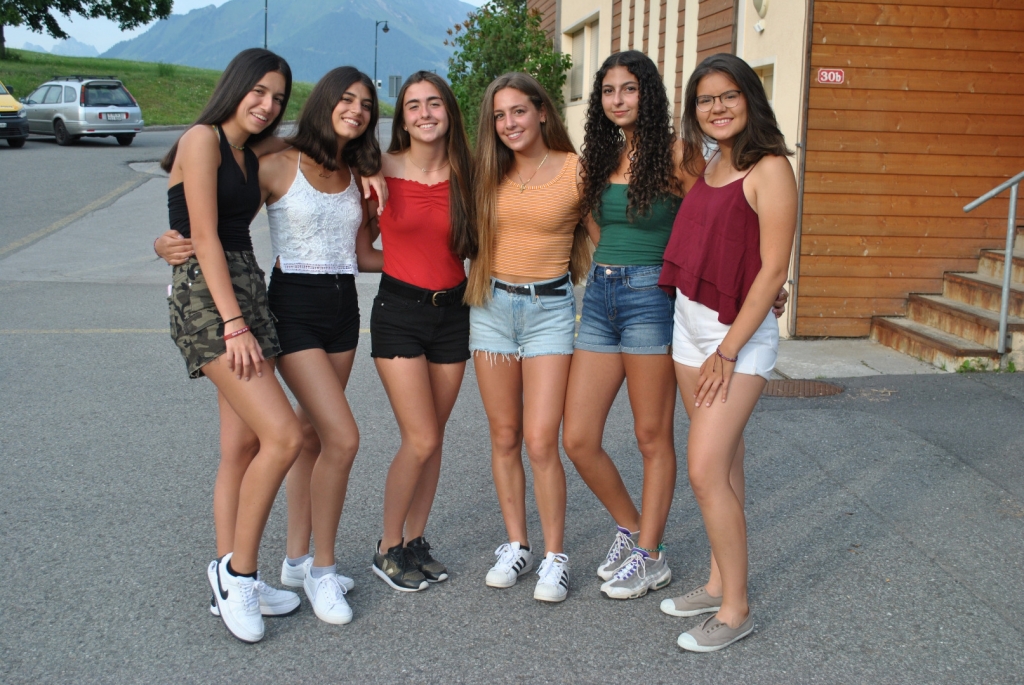 Village Camps International Summer Camp LTC, Leysin 2024-07-22 https://www.villagecamps.com/journals_admin/images/2290-7206-DSC_1365.jpg