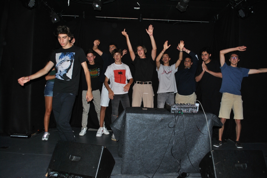 Village Camps International Summer Camp LTC, Leysin 2024-07-22 https://www.villagecamps.com/journals_admin/images/2290-7248-DSC_1401.jpg