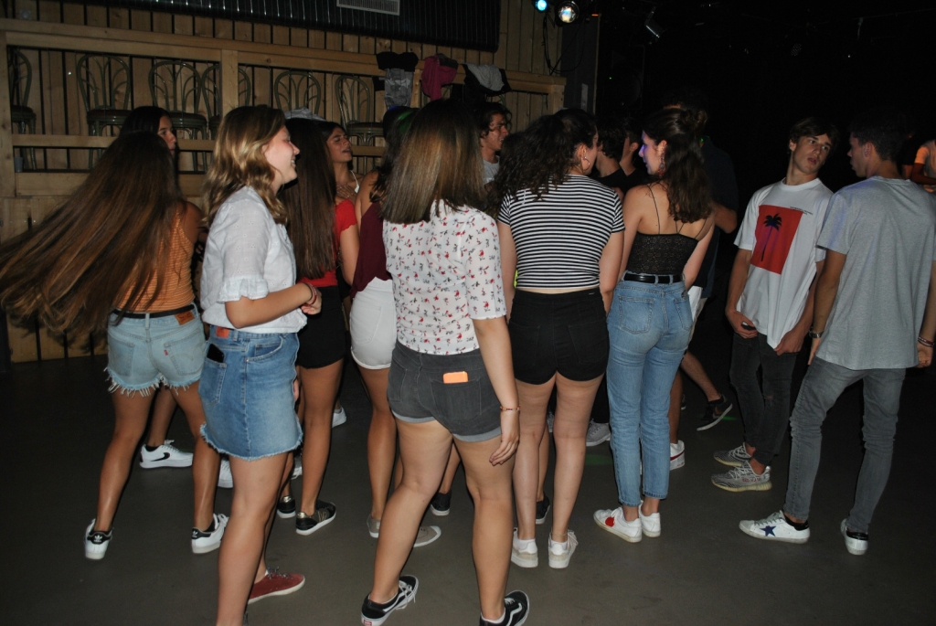 Village Camps International Summer Camp LTC, Leysin 2024-07-22 https://www.villagecamps.com/journals_admin/images/2290-7259-DSC_1408.jpg