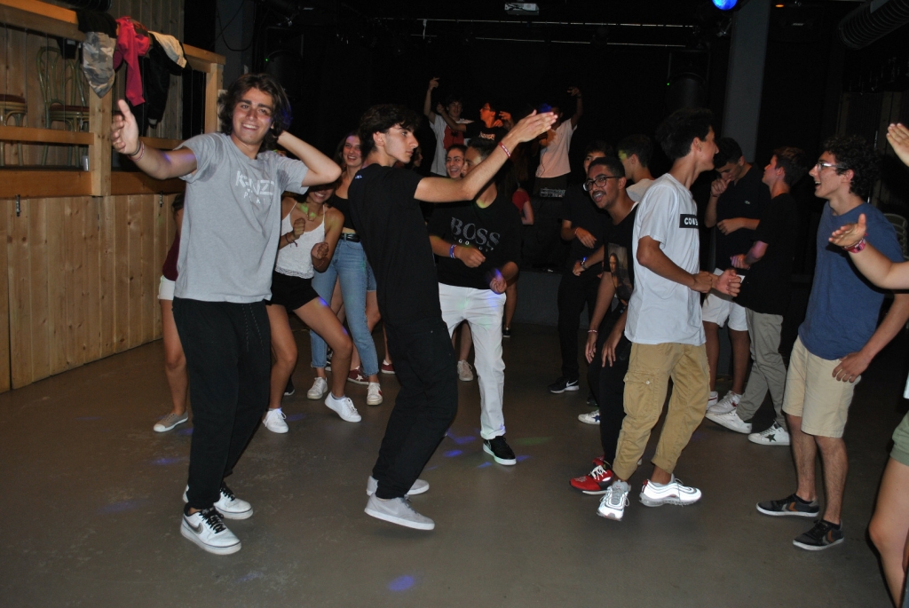 Village Camps International Summer Camp LTC, Leysin 2024-07-22 https://www.villagecamps.com/journals_admin/images/2290-7268-DSC_1416.jpg