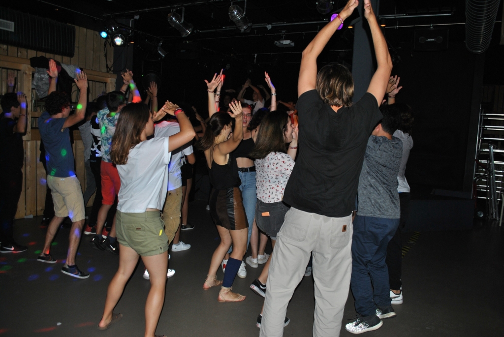 Village Camps International Summer Camp LTC, Leysin 2024-07-22 https://www.villagecamps.com/journals_admin/images/2290-7301-DSC_1463.jpg