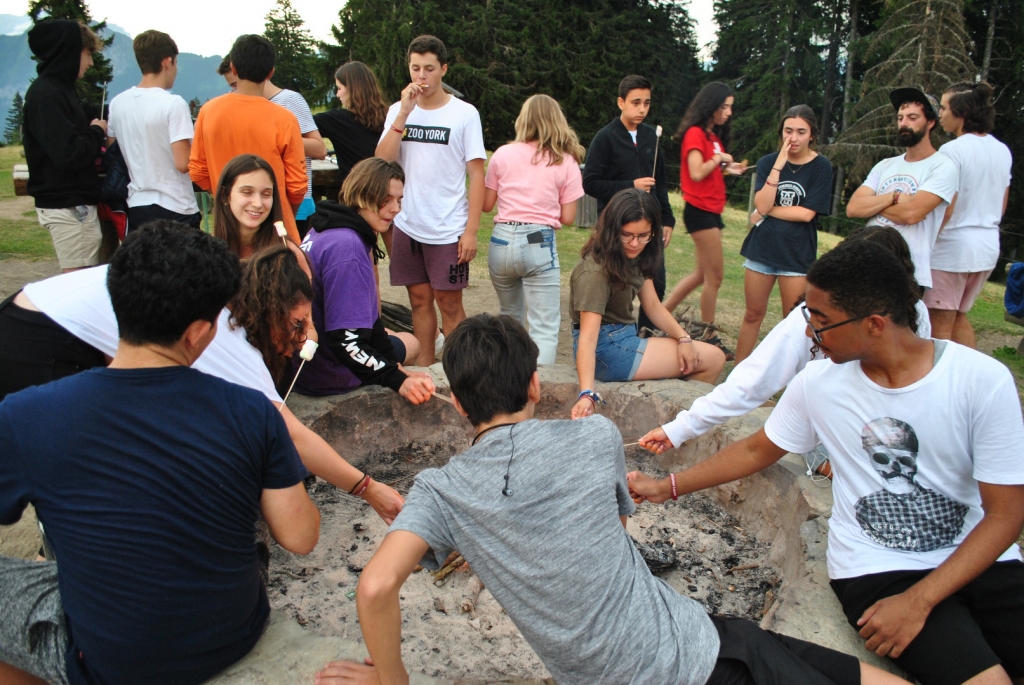 Village Camps International Summer Camp LTC, Leysin 2024-07-22 https://www.villagecamps.com/journals_admin/images/2293-5323-DSC_1895.jpg