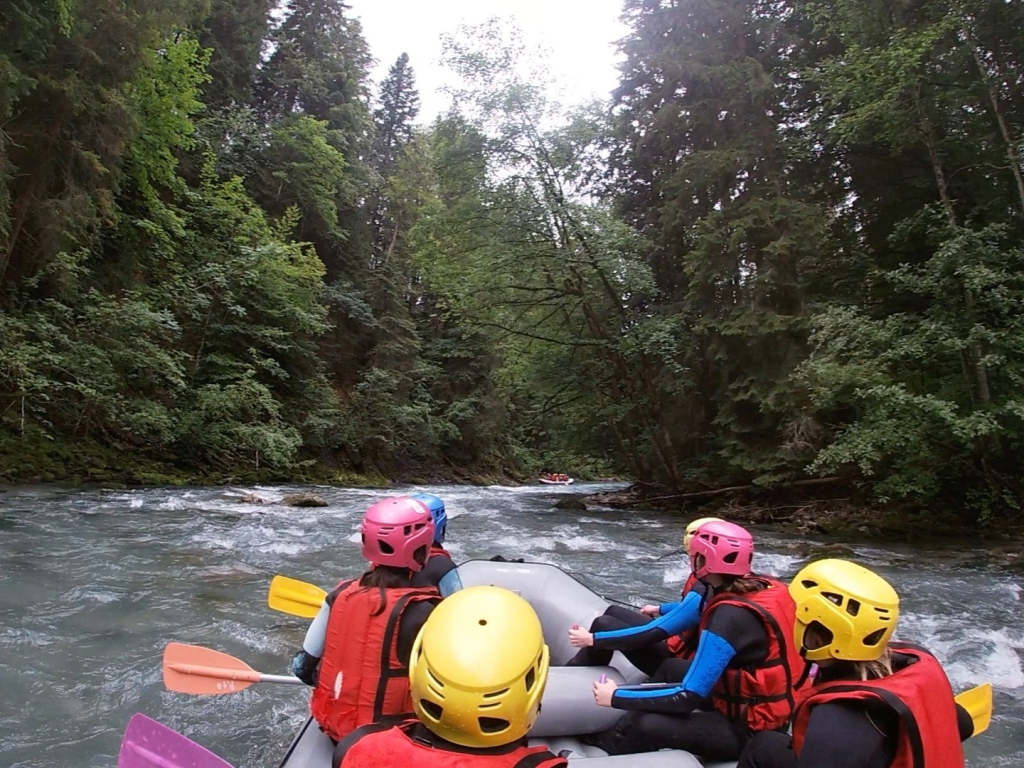 Village Camps International Summer Camp LTC, Leysin 2024-07-22 https://www.villagecamps.com/journals_admin/images/2583-8850-ltcrafting6.jpg