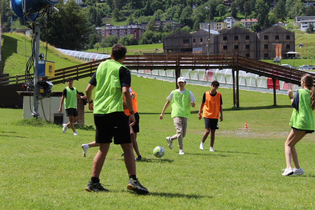 Village Camps International Summer Camp LTC, Leysin 2024-07-22 https://www.villagecamps.com/journals_admin/images/2585-3411-IMG_7979.jpg