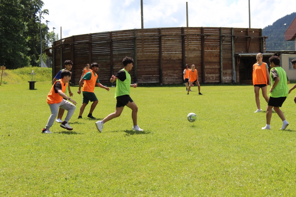 Village Camps International Summer Camp LTC, Leysin 2024-07-22 https://www.villagecamps.com/journals_admin/images/2585-3412-IMG_7977.jpg