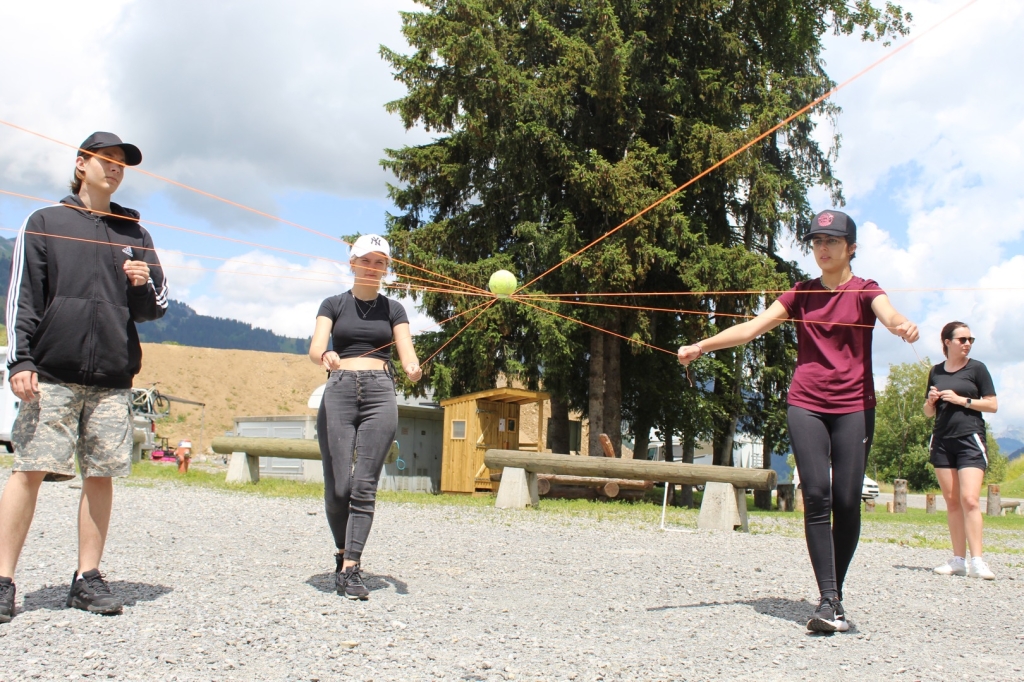 Village Camps International Summer Camp LTC, Leysin 2024-07-22 https://www.villagecamps.com/journals_admin/images/2585-3421-IMG_7863.jpg