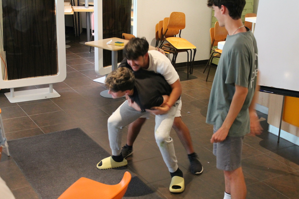 Village Camps International Summer Camp LTC, Leysin 2024-07-22 https://www.villagecamps.com/journals_admin/images/2586-4114-IMG_6562.jpg