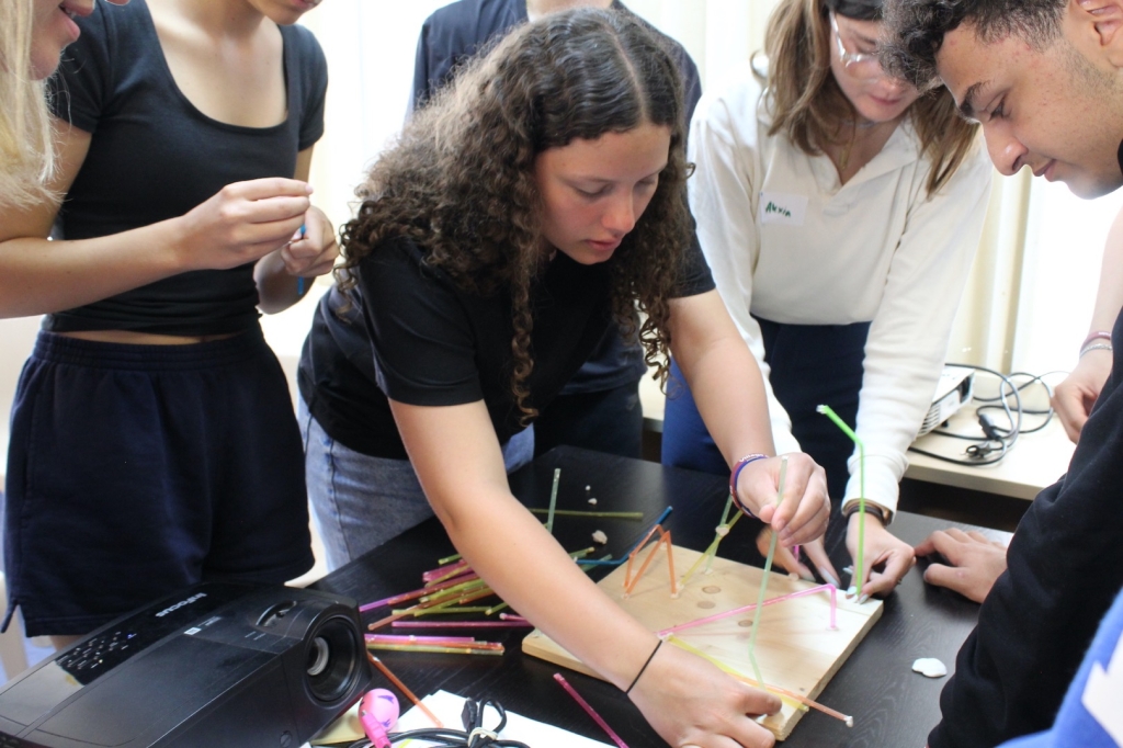 Village Camps International Summer Camp LTC, Leysin 2024-07-22 https://www.villagecamps.com/journals_admin/images/2639-7480-IMG_0534.jpg