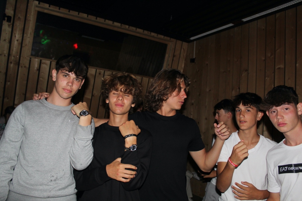 Village Camps International Summer Camp LTC, Leysin 2024-07-22 https://www.villagecamps.com/journals_admin/images/2645-0632-IMG_2828.jpg