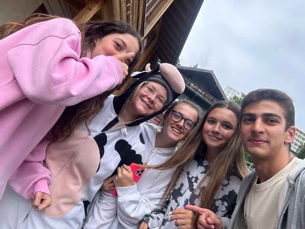 Village Camps International Summer Camp LTC, Leysin 2024-07-22 https://www.villagecamps.com/journals_admin/images/2648-0182-85667.jpg