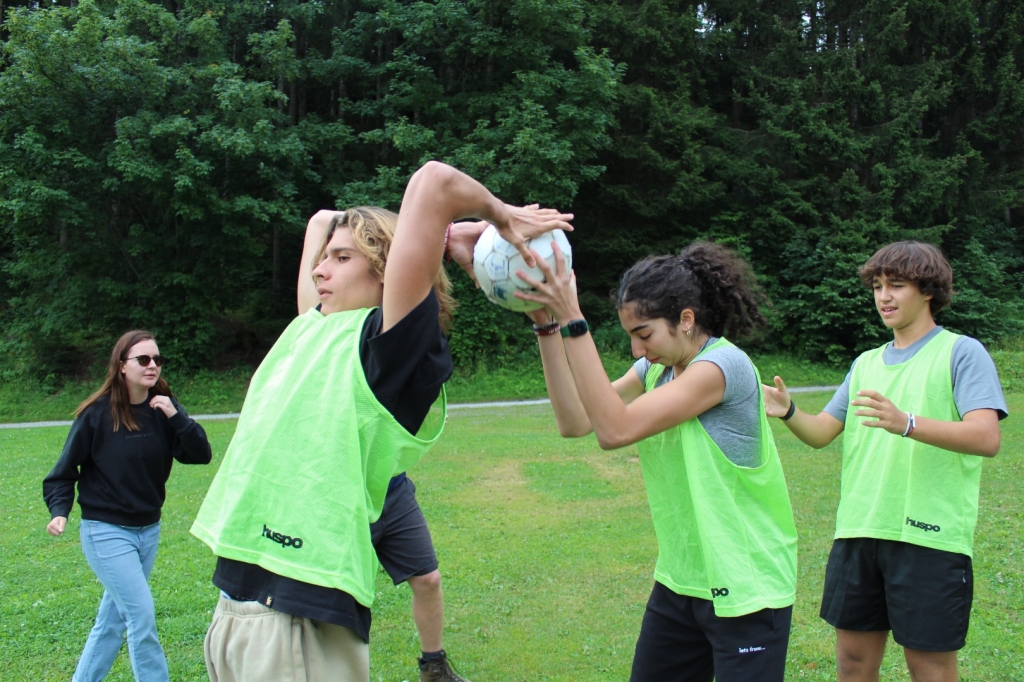 Village Camps International Summer Camp LTC, Leysin 2024-07-22 https://www.villagecamps.com/journals_admin/images/2649-1355-IMG_8379.jpg