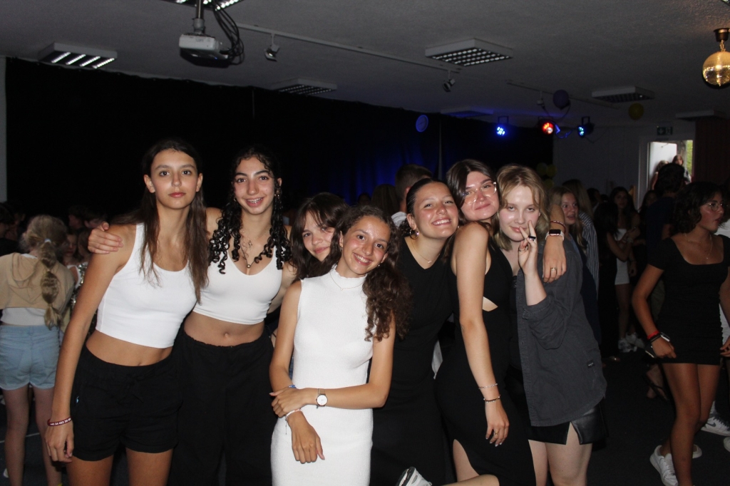 Village Camps International Summer Camp LTC, Leysin 2024-07-22 https://www.villagecamps.com/journals_admin/images/2650-9545-IMG_7168.jpg