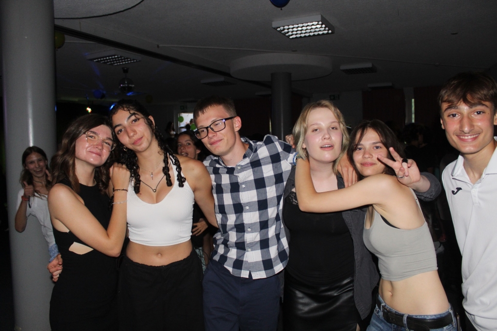 Village Camps International Summer Camp LTC, Leysin 2024-07-22 https://www.villagecamps.com/journals_admin/images/2650-9565-IMG_7213.jpg