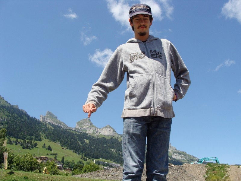 Village Camps International Summer Camp LTC, Leysin 2024-07-22 https://www.villagecamps.com/journals_admin/images/472-5-DSC03911.jpg