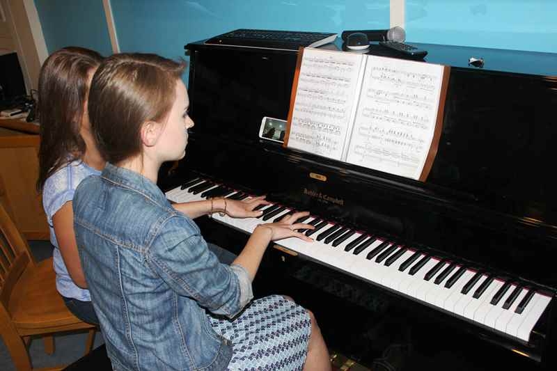 Village Camps International Summer Camp Boston, USA 2015-08-01 https://www.villagecamps.com/journals_admin/images/1110-45-@27e.jpg