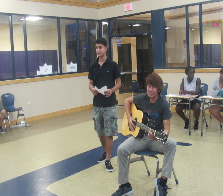 Village Camps International Summer Camp Boston, USA 2015-08-01 https://www.villagecamps.com/journals_admin/images/1423-9260-IMG_1185.jpg