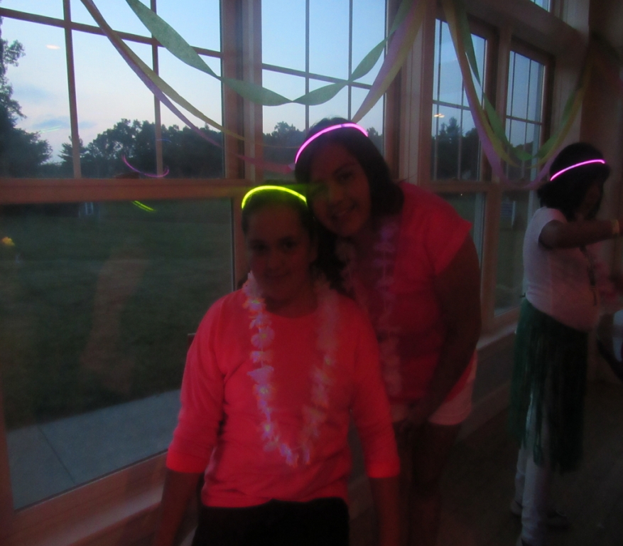 Village Camps International Summer Camp Boston, USA 2015-08-01 https://www.villagecamps.com/journals_admin/images/1424-0615-IMG_1246.jpg