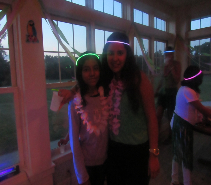 Village Camps International Summer Camp Boston, USA 2015-08-01 https://www.villagecamps.com/journals_admin/images/1424-0619-IMG_1247.jpg