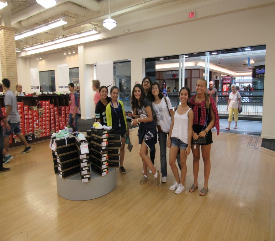 Village Camps International Summer Camp Boston, USA 2015-08-01 https://www.villagecamps.com/journals_admin/images/1425-0838-IMG_1326.jpg