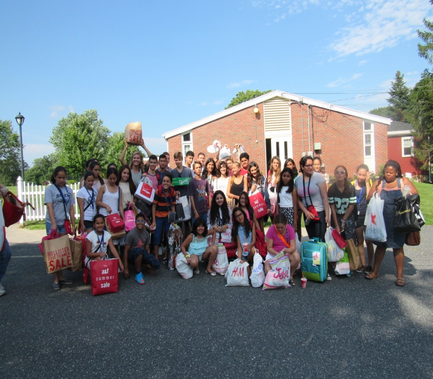 Village Camps International Summer Camp Boston, USA 2015-08-01 https://www.villagecamps.com/journals_admin/images/1425-0873-IMG_1352.jpg