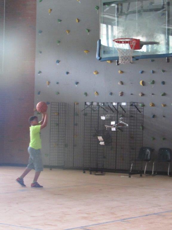 Village Camps International Summer Camp Boston, USA 2015-08-01 https://www.villagecamps.com/journals_admin/images/1433-1233-IMG_1944.jpg