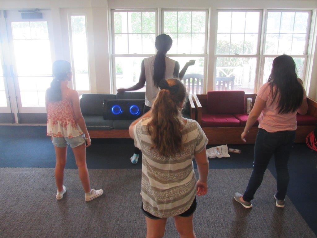 Village Camps International Summer Camp Boston, USA 2015-08-01 https://www.villagecamps.com/journals_admin/images/1435-4433-IMG_2028.jpg