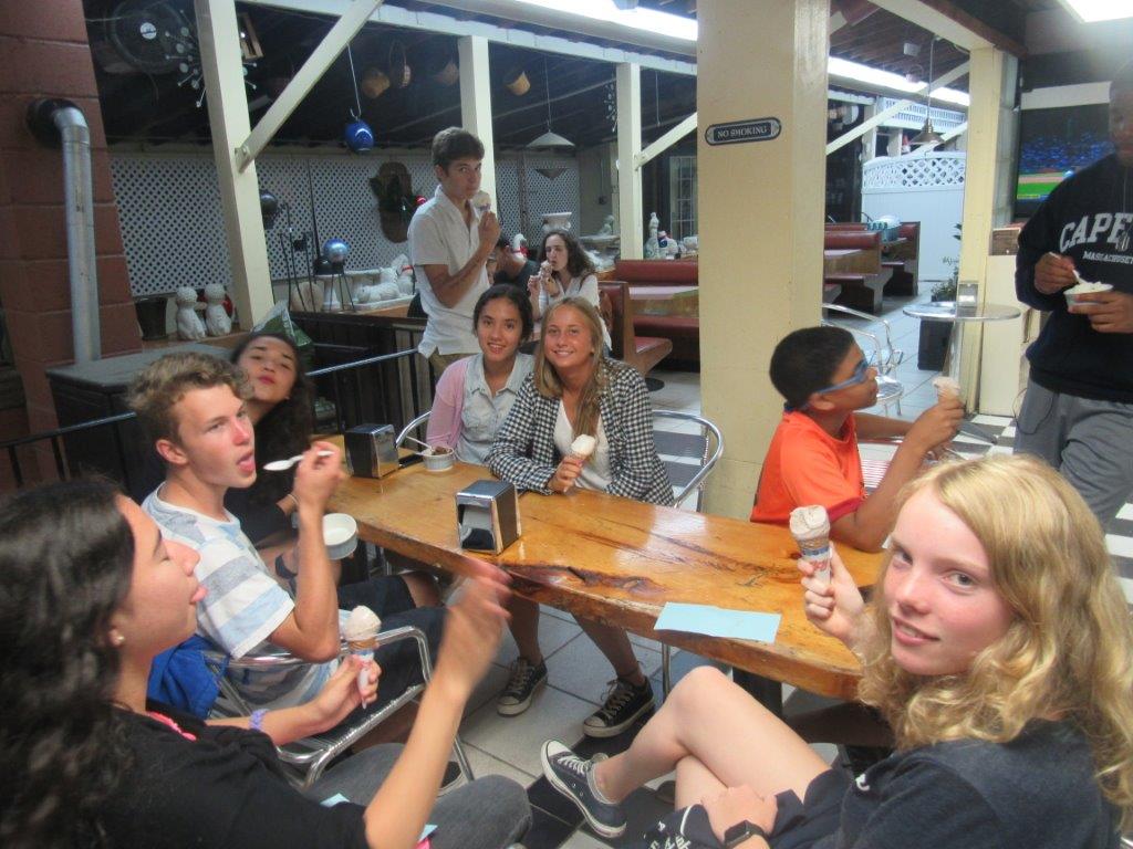 Village Camps International Summer Camp Boston, USA 2015-08-01 https://www.villagecamps.com/journals_admin/images/1438-4799-IMG_2092.jpg