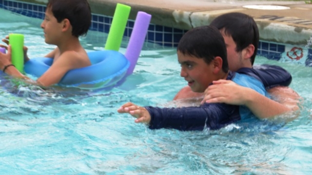 Village Camps International Summer Camp Boston, USA 2015-08-01 https://www.villagecamps.com/journals_admin/images/855-1-IMG_0452.jpg