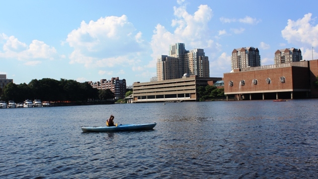 Village Camps International Summer Camp Boston, USA 2015-08-01 https://www.villagecamps.com/journals_admin/images/872-10-072.jpg