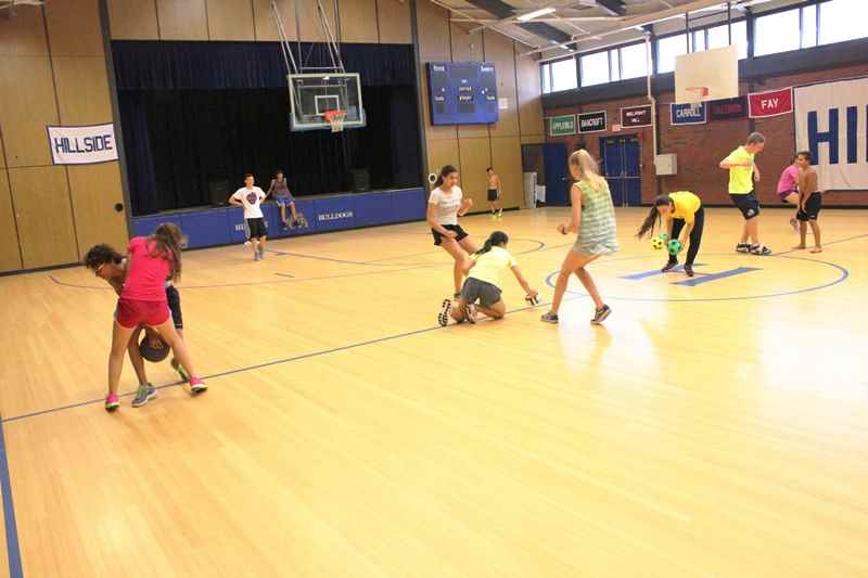 Village Camps International Summer Camp Boston, USA 2015-08-01 https://www.villagecamps.com/journals_admin/images/872-23-@38e.jpg