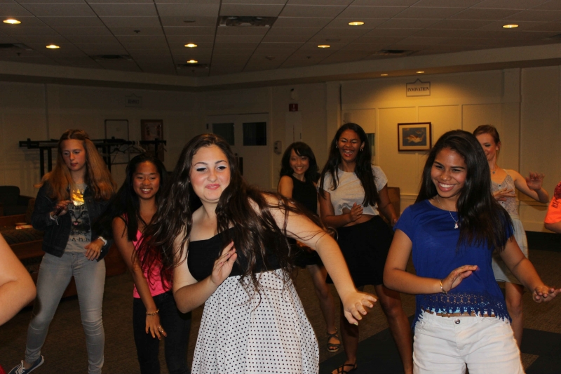 Village Camps International Summer Camp Boston, USA 2015-08-01 https://www.villagecamps.com/journals_admin/images/874-20-@Dance1e.jpg